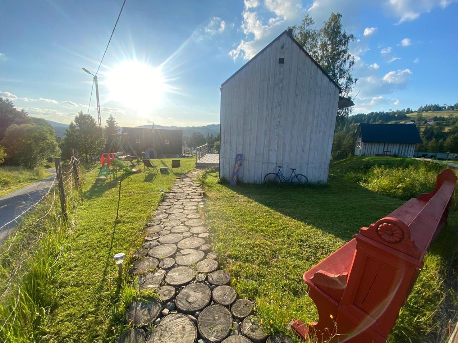 Domek Mecenasa Nieledwia Exterior foto